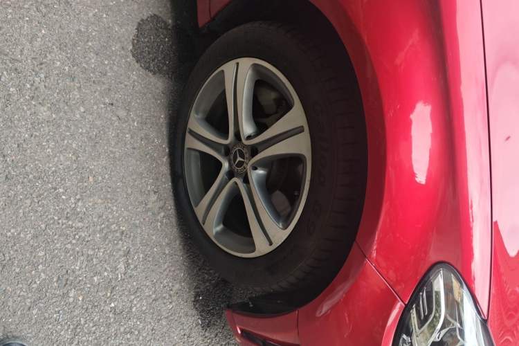 Used Mercedes-Benz C-Class 2019 C 260 L Sport Edition Right Front Wheel Hub