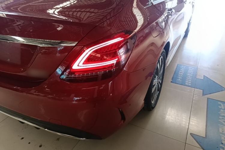Used Mercedes-Benz C-Class 2019 C 180 L Fashion Edition Sport Version Right Rear Taillight