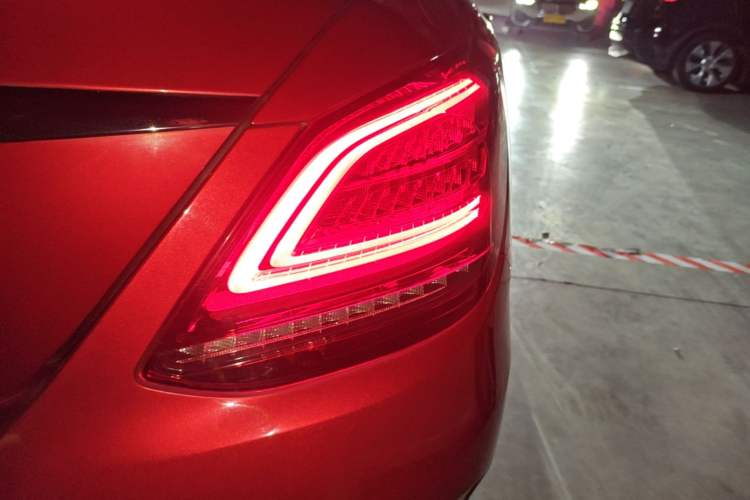 Used Mercedes-Benz C-Class 2019 C 180 L Fashion Edition Sport Version Right Rear Taillight