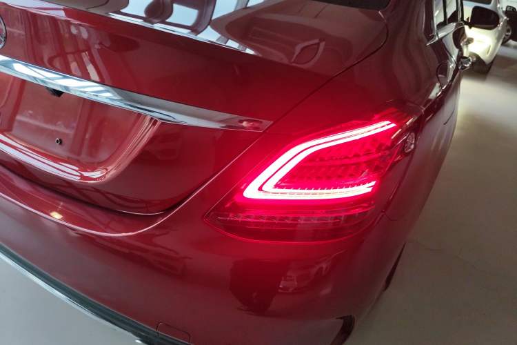 Used Mercedes-Benz C-Class 2019 C 260 L Sport Edition Right Rear Taillight