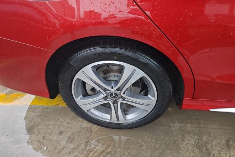 Used Mercedes-Benz C-Class 2019 C 260 L Sport Edition Right Rear Wheel Hub