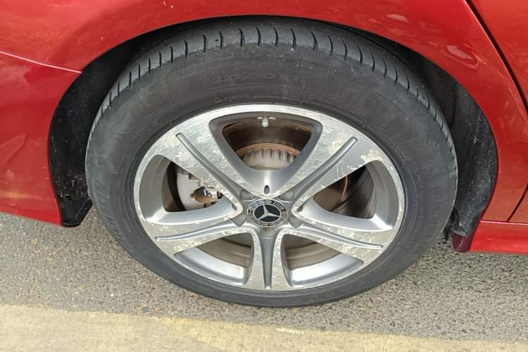 Used Mercedes-Benz C-Class 2019 C 260 L Sport Edition Right Rear Wheel Hub