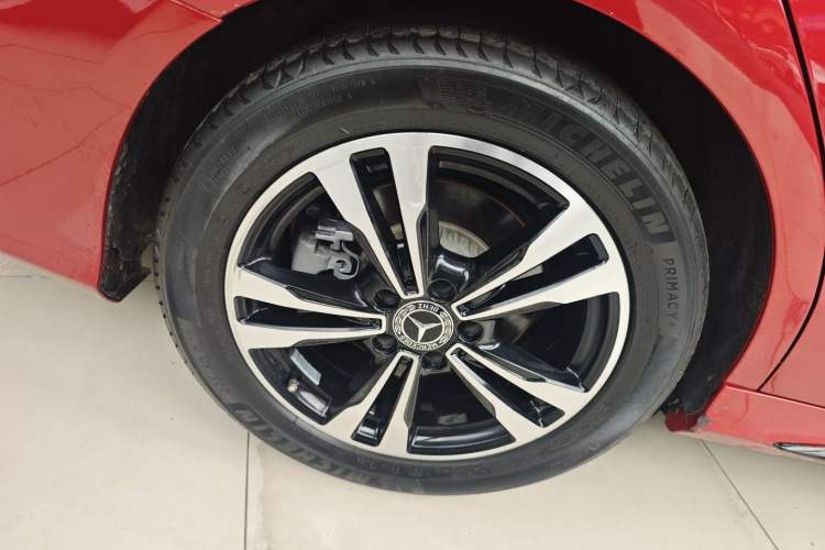 Used Mercedes-Benz C-Class 2019 C 260 Sport Edition Right Rear Wheel Hub