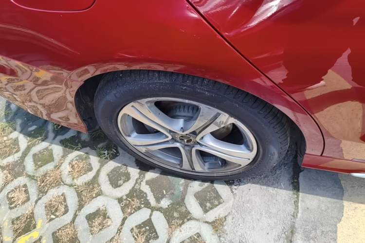 Used Mercedes-Benz C-Class 2019 Restyled C 260 L Sport Edition Right Rear Wheel Hub