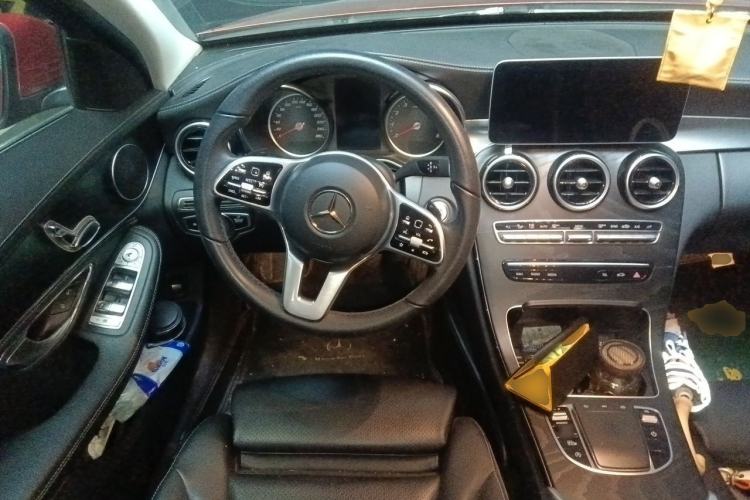 Used Mercedes-Benz C-Class 2019 C 180 L Fashion Edition Sport Version Steering Wheel
