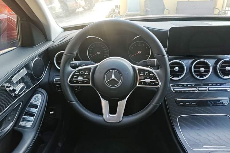 Used Mercedes-Benz C-Class 2019 C 260 L Sport Edition Steering Wheel