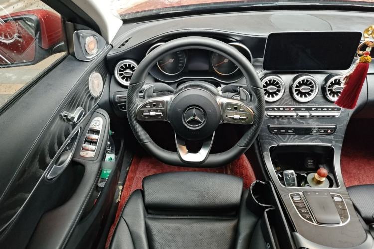 Used Mercedes-Benz C-Class 2019 C 180 L Fashion Edition Sport Version Steering Wheel