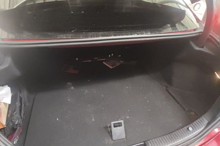 Used Mercedes-Benz C-Class 2019 C 180 L Fashion Edition Sport Version Trunk
