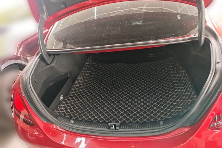 Used Mercedes-Benz C-Class 2019 C 180 L Fashion Edition Sport Version Trunk