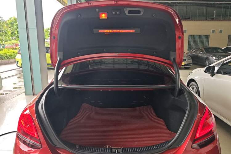 Used Mercedes-Benz C-Class 2019 C 180 L Fashion Edition Sport Version Trunk