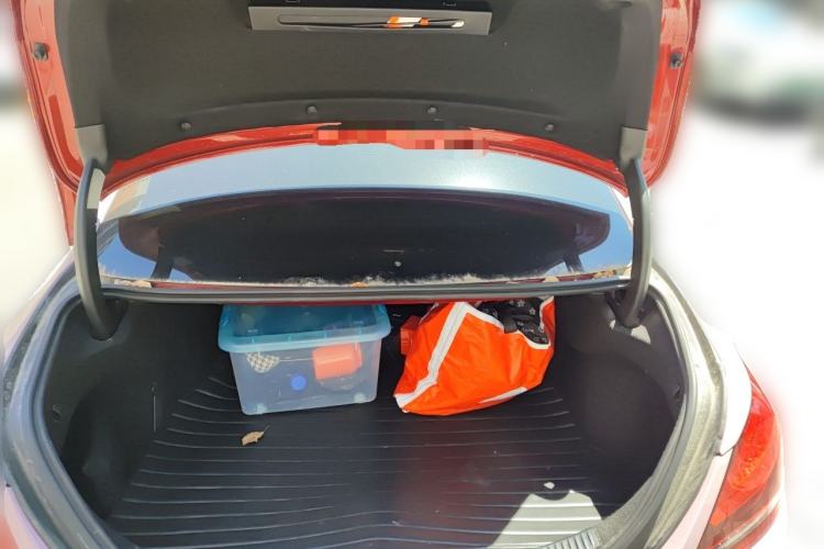 Used Mercedes-Benz C-Class 2019 C 180 L Fashion Edition Sport Version Trunk