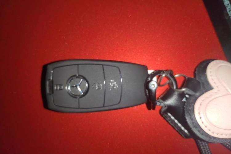 Used Mercedes-Benz C-Class 2019 Restyled C 260 L Sport Edition Vehicle Key