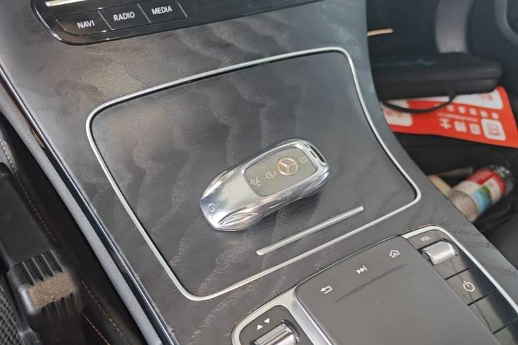 Used Mercedes-Benz C-Class 2019 C 260 L Sport Edition Vehicle Key