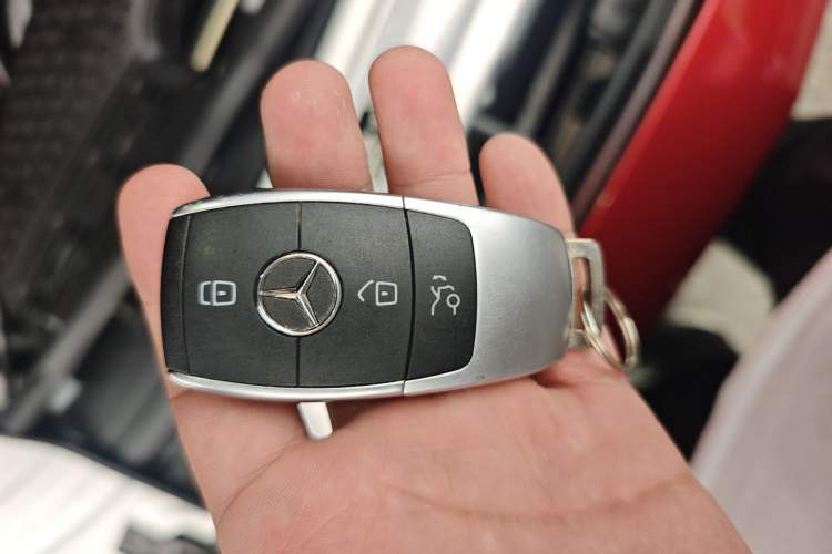Used Mercedes-Benz C-Class 2019 C 260 Sport Edition Vehicle Key