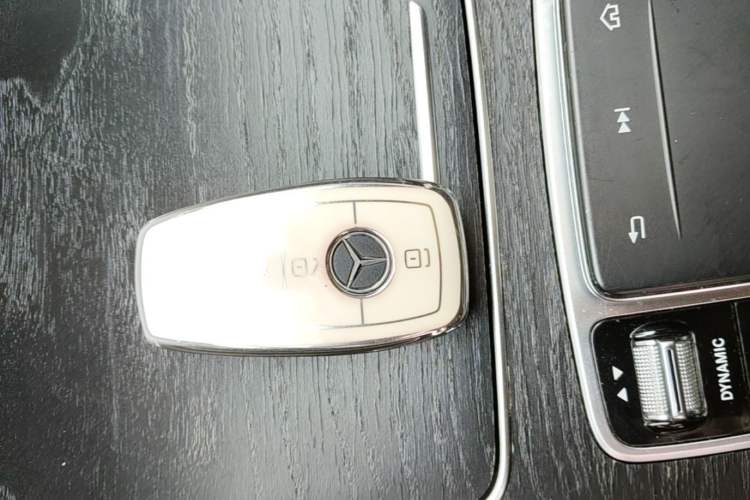 Used Mercedes-Benz C-Class 2019 C 260 L Sport Edition Vehicle Key