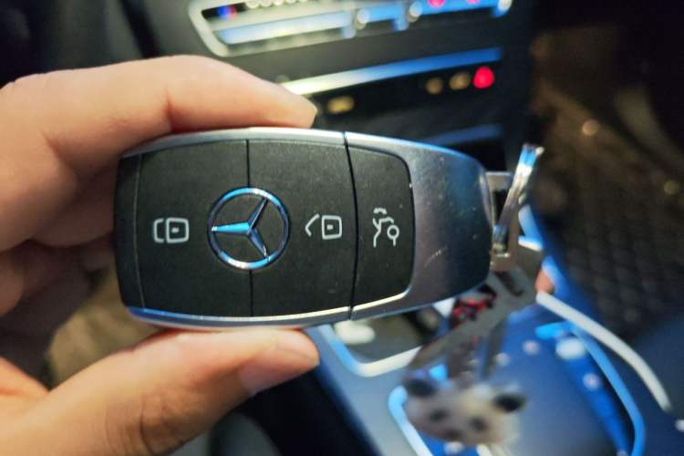Used Mercedes-Benz C-Class 2019 Restyled C 260 L Sport Edition Vehicle Key