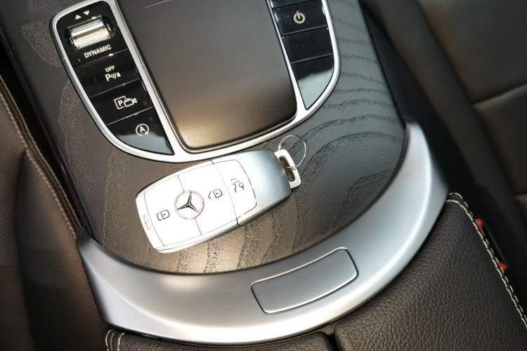 Used Mercedes-Benz C-Class 2019 Restyled C 260 L Sport Edition Vehicle Key