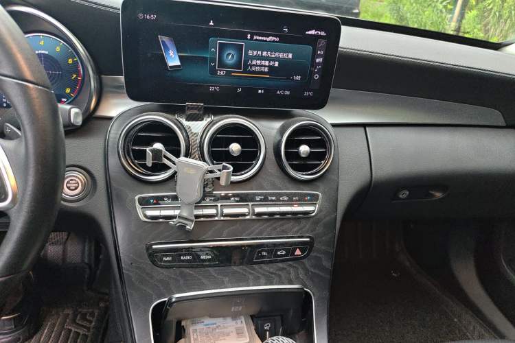 Used Mercedes-Benz C-Class 2019 Restyled C 260 L Sport Edition Audio And AC Panel