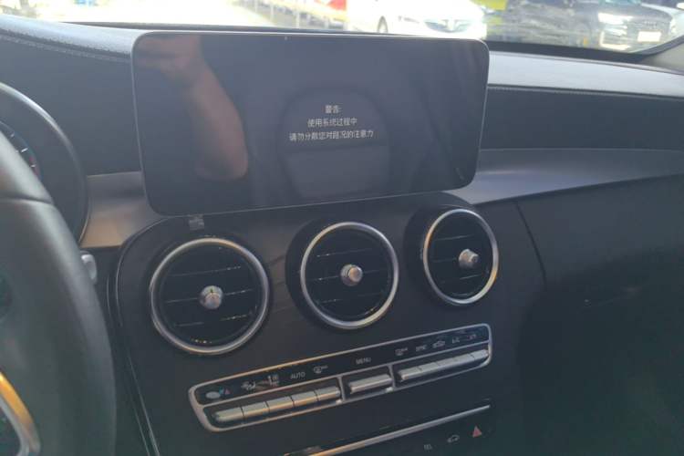 Used Mercedes-Benz C-Class 2019 Restyled C 260 L Sport Edition Audio And AC Panel