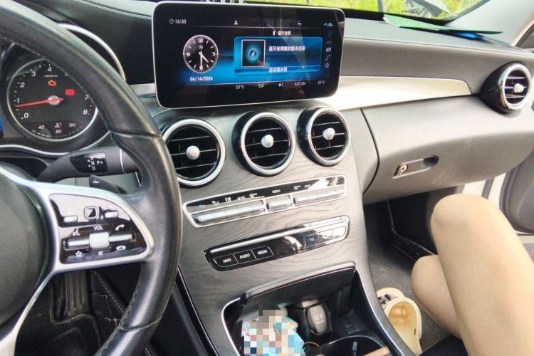 Used Mercedes-Benz C-Class 2019 C 180 L Fashion Edition Sport Version Audio And AC Panel