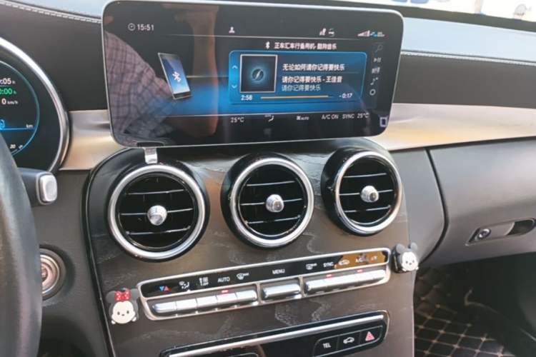 Used Mercedes-Benz C-Class 2019 Restyled C 260 L Sport Edition Audio And AC Panel