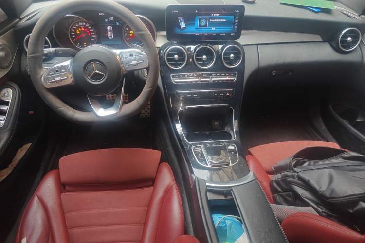Used Mercedes-Benz C-Class 2019 C 260 Sport Edition Center Console