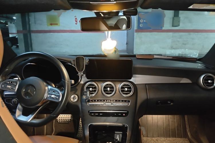 Used Mercedes-Benz C-Class 2019 C 260 Coupe Center Console