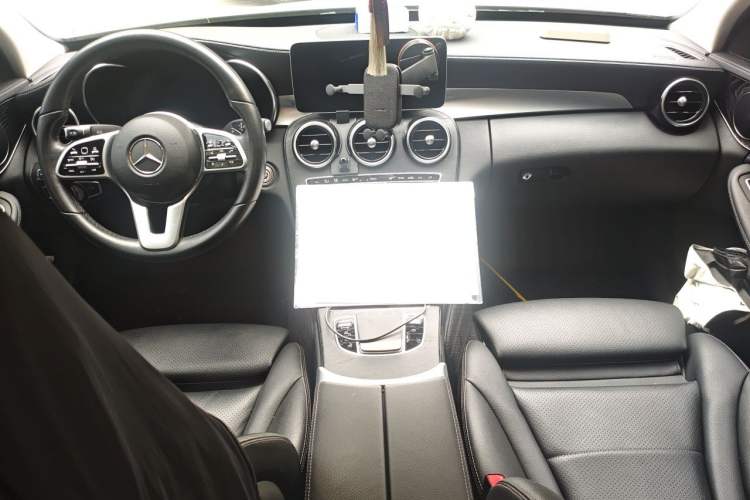 Used Mercedes-Benz C-Class 2019 Restyled C 260 L Sport Edition Center Console