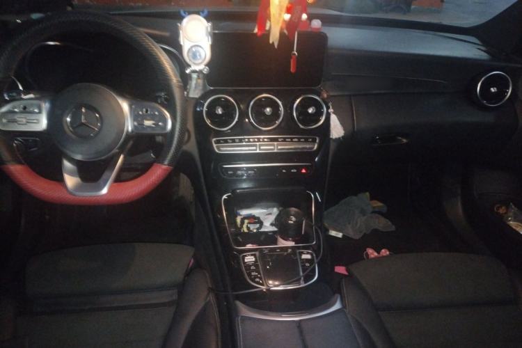 Used Mercedes-Benz C-Class 2019 C 260 Sport Edition Center Console