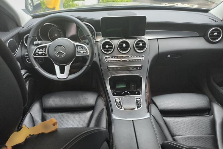 Used Mercedes-Benz C-Class 2019 C 260 L Sport Edition Center Console