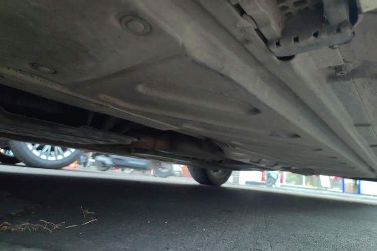 Used Mercedes-Benz C-Class 2019 C 260 Sport Edition Chassis Front Left