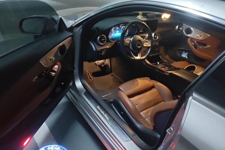 Used Mercedes-Benz C-Class 2019 C 260 Coupe Driver Seat