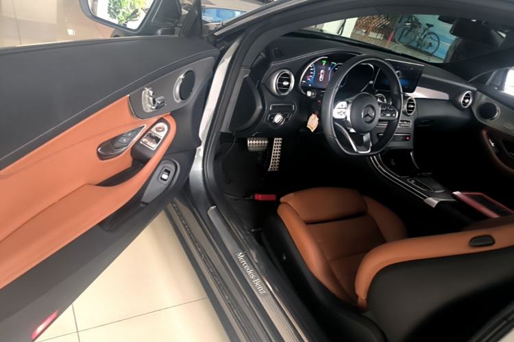 Used Mercedes-Benz C-Class 2019 C 260 Coupe Driver Seat