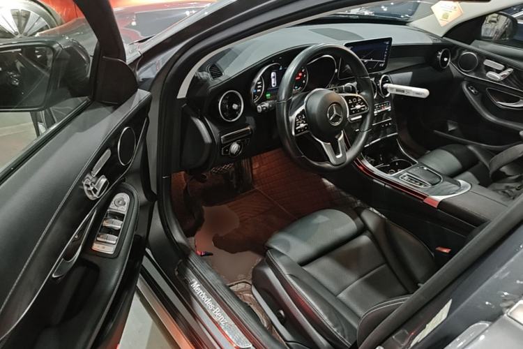 Used Mercedes-Benz C-Class 2019 C 260 L Sport Edition Driver Seat