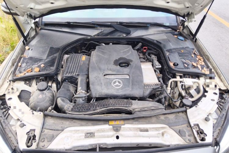Used Mercedes-Benz C-Class 2019 C 180 L Fashion Edition Sport Version Engine Bay