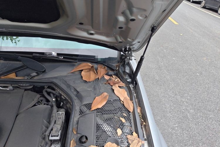 Used Mercedes-Benz C-Class 2019 Restyled C 260 L Sport Edition Engine Bay Left
