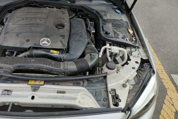 Used Mercedes-Benz C-Class 2019 C 260 Sport Edition Engine Bay Left