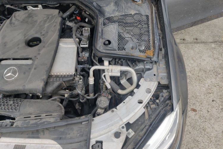 Used Mercedes-Benz C-Class 2019 C 180 L Fashion Edition Sport Version Engine Bay Left