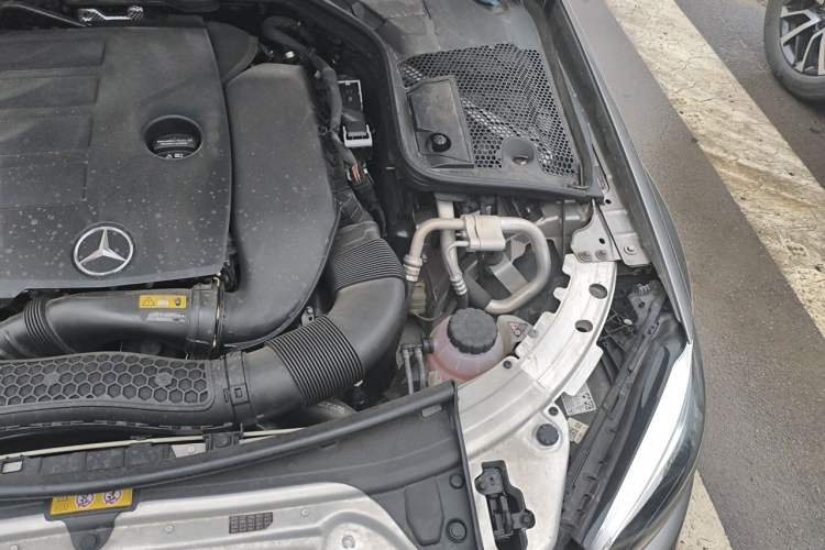Used Mercedes-Benz C-Class 2019 C 260 L Sport Edition Engine Bay Left