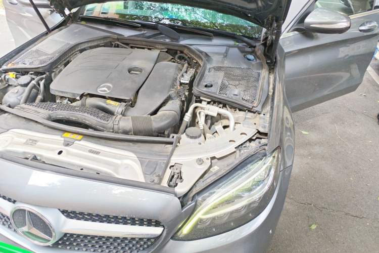 Used Mercedes-Benz C-Class 2019 Restyled C 260 L Sport Edition Engine Bay Left