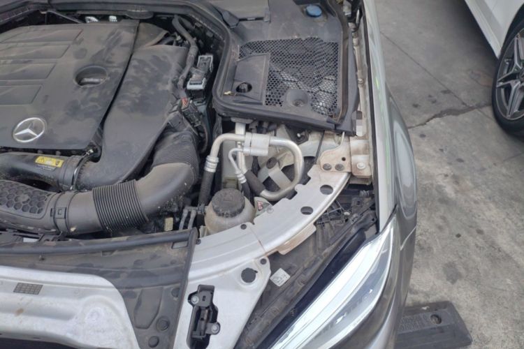 Used Mercedes-Benz C-Class 2019 C 260 Sport Edition Engine Bay Left