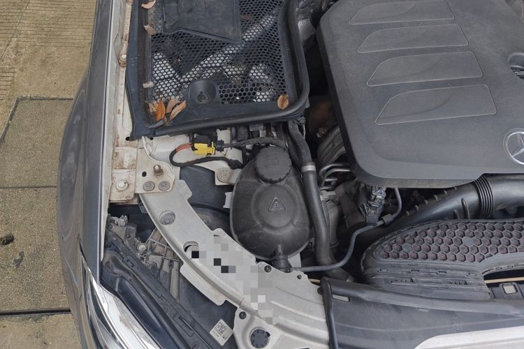 Used Mercedes-Benz C-Class 2019 C 260 Sport Edition Engine Bay Right