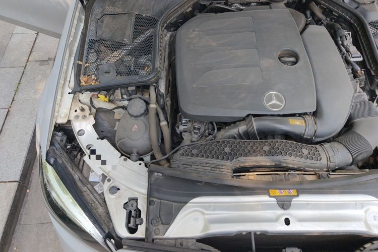 Used Mercedes-Benz C-Class 2019 C 260 Coupe Engine Bay Right