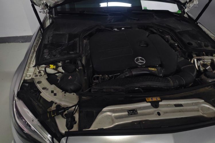 Used Mercedes-Benz C-Class 2019 C 260 Sport Edition Engine Bay Right