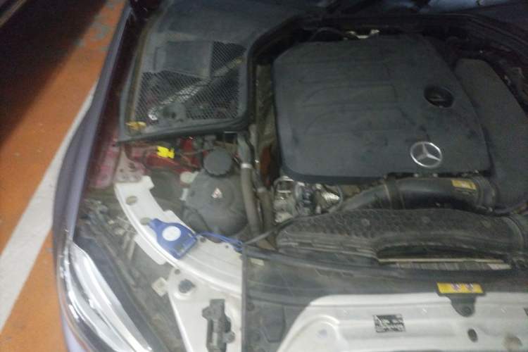 Used Mercedes-Benz C-Class 2019 C 260 Sport Edition Engine Bay Right