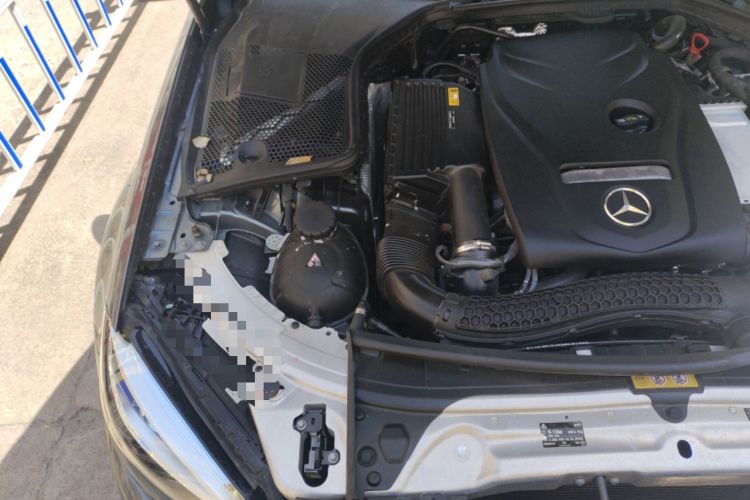 Used Mercedes-Benz C-Class 2019 C 180 L Fashion Edition Sport Version Engine Bay Right