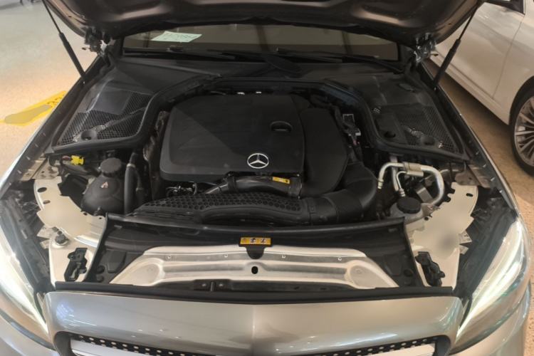 Used Mercedes-Benz C-Class 2019 C 260 Coupe Engine Bay
