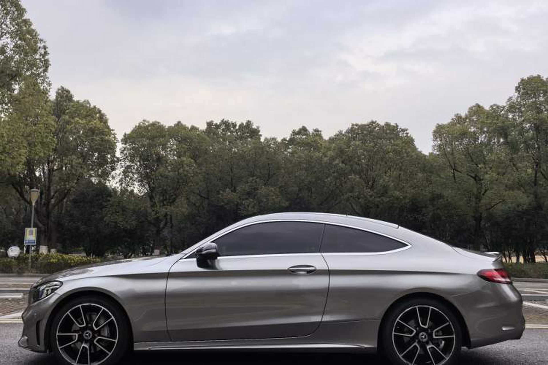 Used Mercedes-Benz C-Class 2019 C 260 4MATIC Coupe Exterior 2