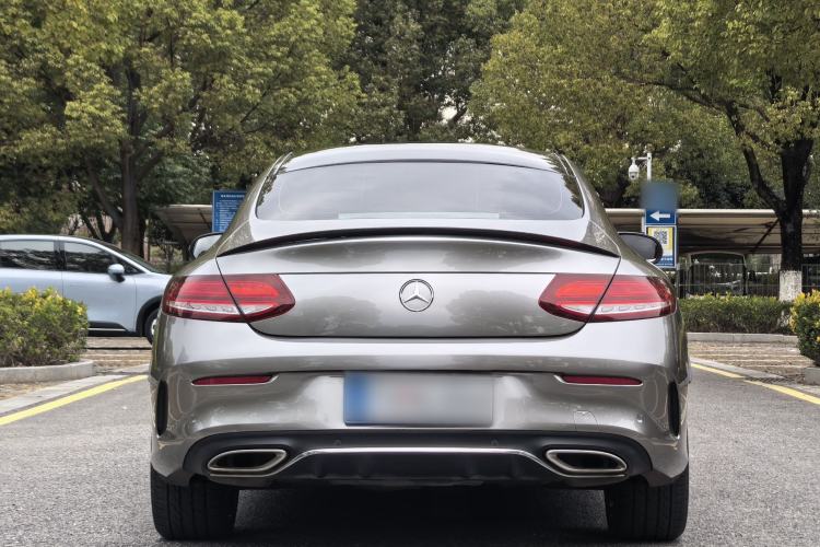Used Mercedes-Benz C-Class 2019 C 260 4MATIC Coupe Exterior 5