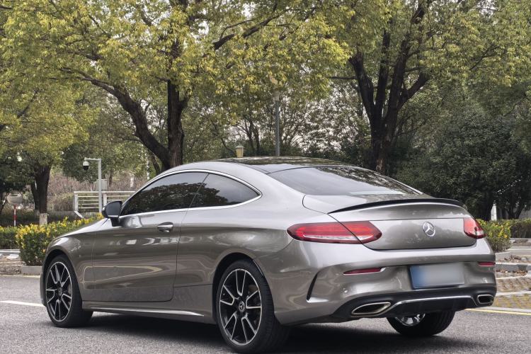 Used Mercedes-Benz C-Class 2019 C 260 4MATIC Coupe Exterior 6